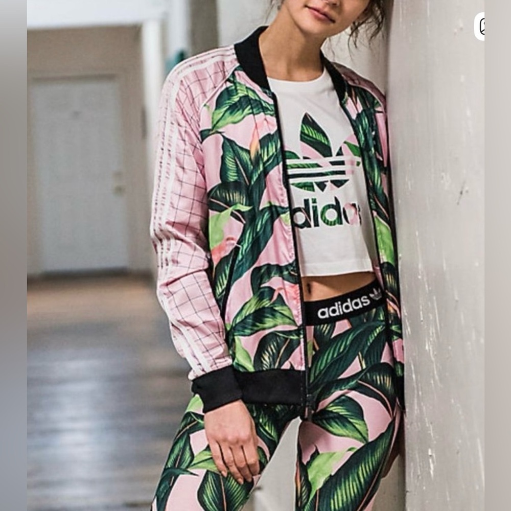 ADIDAS ORIGINALS x FARM RIO Sz S Tropical PINK GREEN FLORAL Legging
Sz S - Picture 5 of 5